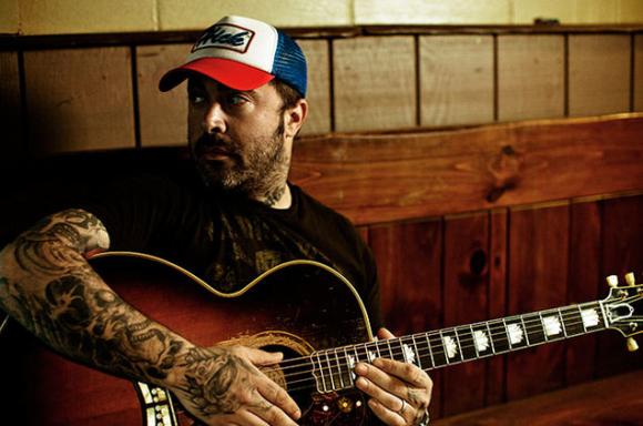 Aaron Lewis